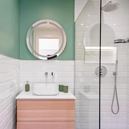 Proche Centre-ville - Plages - Casino - Bg *