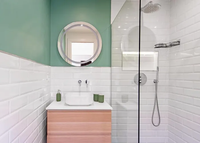 Proche Centre-ville - Plages - Casino - Bg *