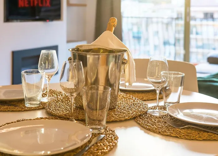 Proche Centre-ville - Plages - Casino - Bg