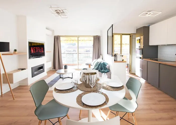 Apartment Proche Centre-ville - Plages - Casino - Bg